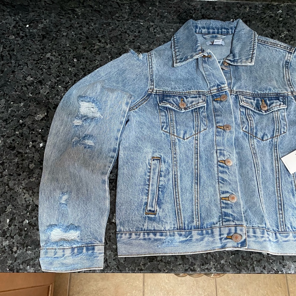 Distressed Denim Jacket - Picture 6 of 9